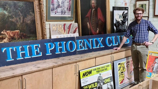 Peter Kay's Phoenix Nights VIP entry sign sells for £3,000 - The Memorabilia Club